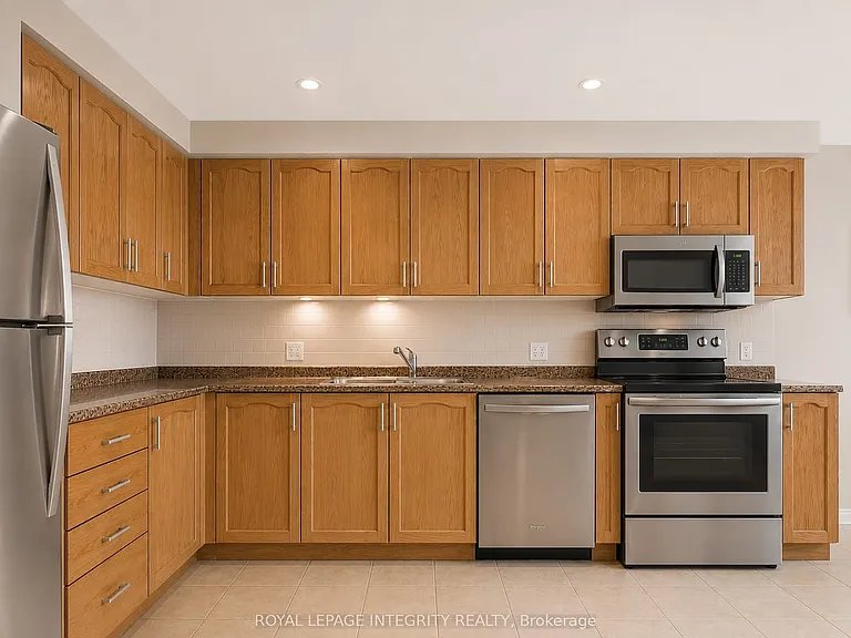 1660 Locksley Ln #21 — Photo 8