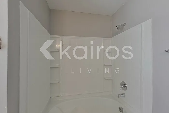 128 Bluff Rd — Photo 21