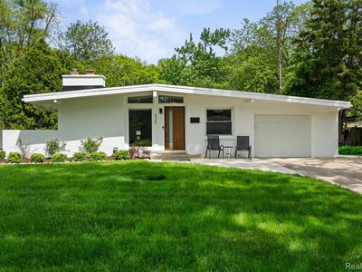29748 Chelmsford Rd, Southfield, MI, 48076