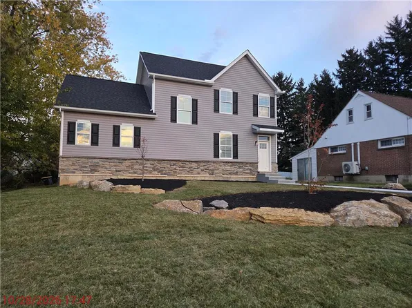 3220 S 3rd St, Whitehall, PA 18052