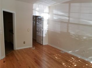 1390 Orchard Park Dr, Stone Mountain, GA 30083