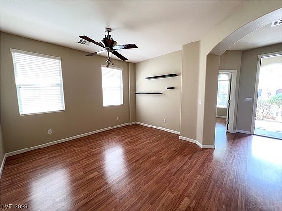 3rd image of 10340 Kadumba St