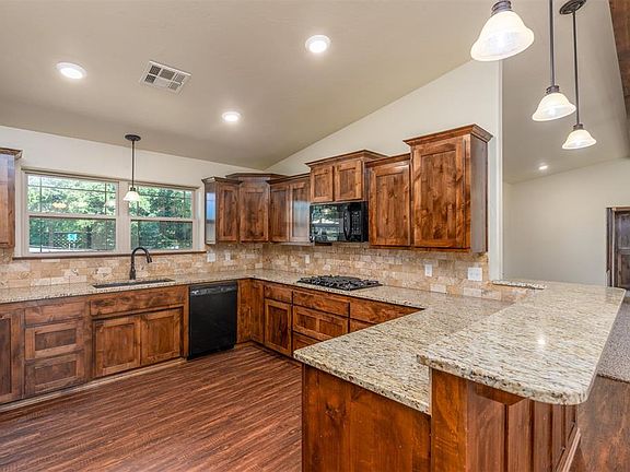 5th image of 372026 W 56th Hwy