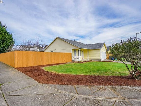 2nd image of 15502 NE 88th St