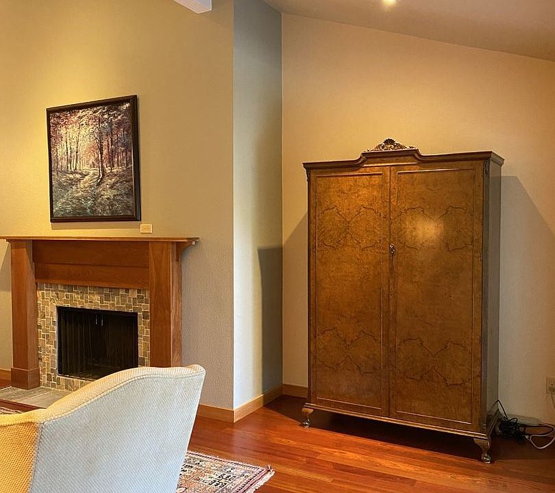 1st image of 13730 15th Ave NE #203A