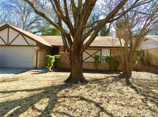 370 W Lakeview Cir, Duncanville, TX 75137