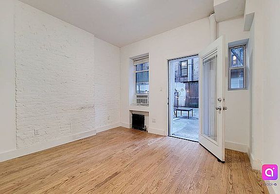 3rd image of 242 W 10th St #1G