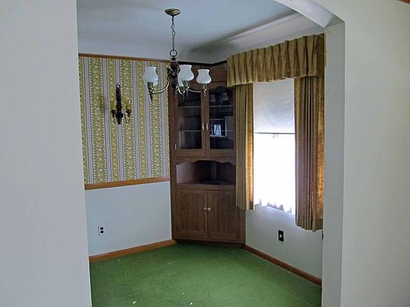 3rd image of 3103 Park Dr