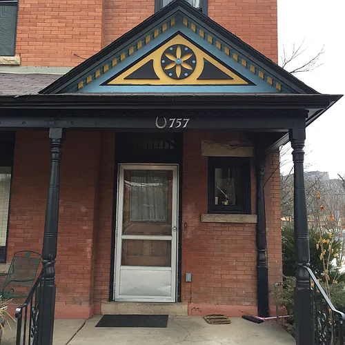 757 E 4th Ave #3 Photo 1