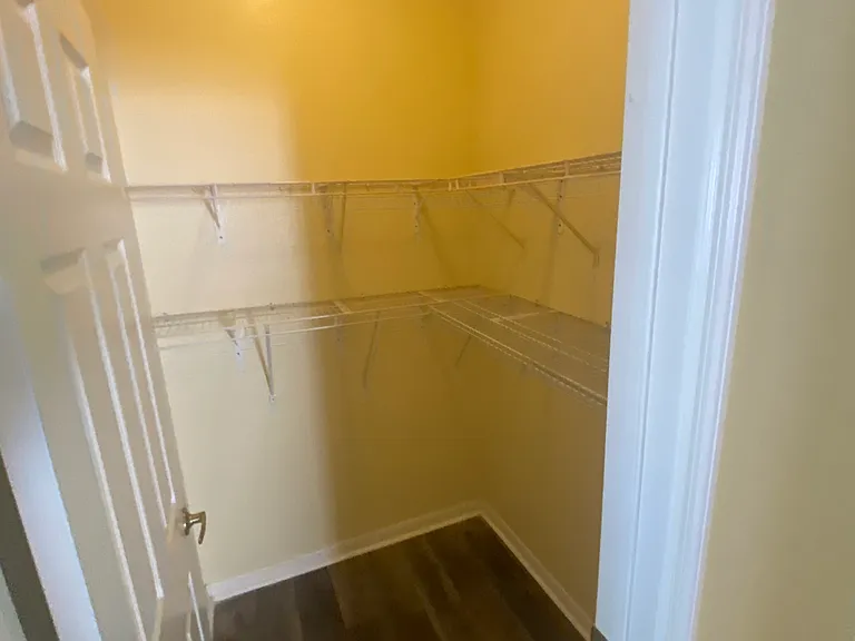 302 Bluff Pass Dr — Photo 12