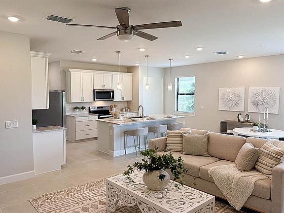 3rd image of 5811 SILVERSIDE PINE COURT