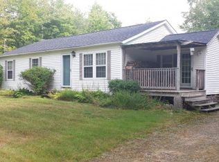 104 Upper Cross Rd, Lebanon, ME 04027