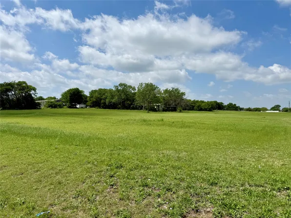 18086 Brookfield Dr, Justin, TX 76247