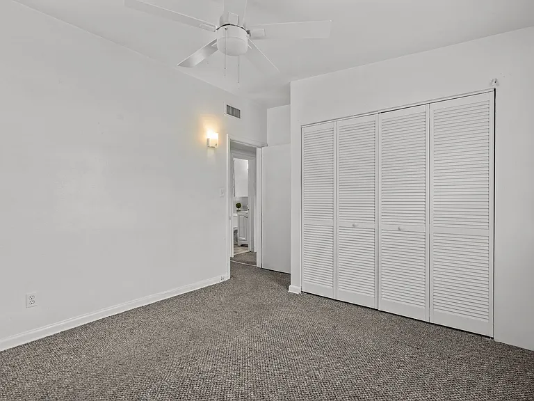 20 Rollins Ave — Photo 14