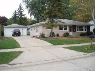 1424 E Coolidge Ave, Appleton, WI 54915