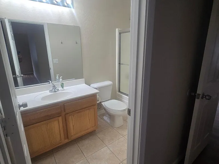 3411 W Sunland Ave — Photo 4