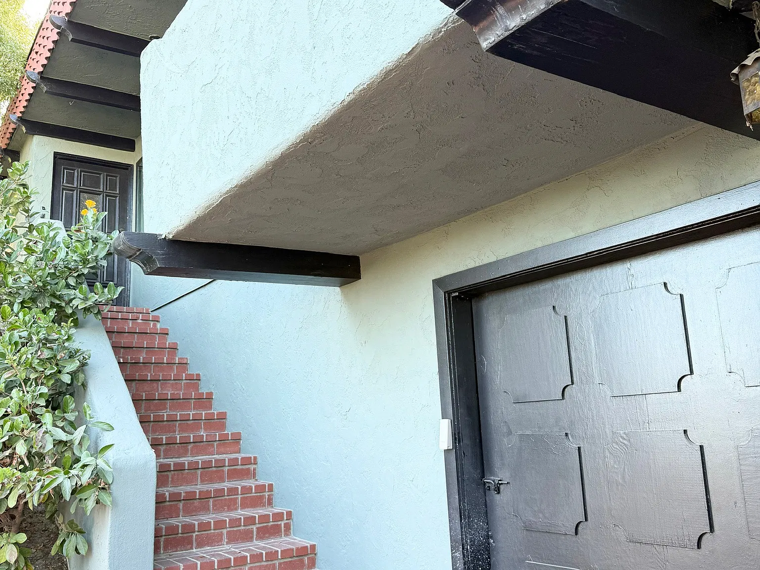 4 bed, 1796 sqft, $5,150 — Photo 3