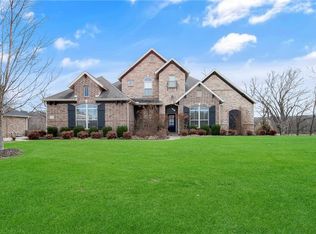 2395 Riverfront Ln, Fayetteville, AR 72703