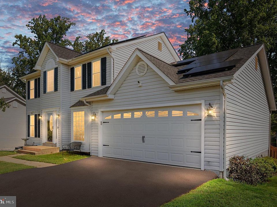 1st image of 10 Grace Ct