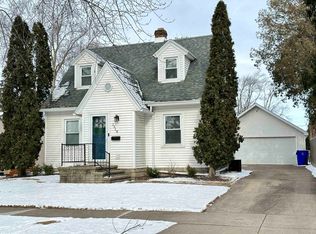 1518 W Spring St, Appleton, WI 54914