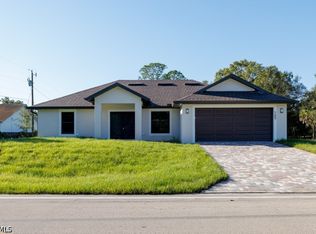 705 W 10th St, Lehigh Acres, FL 33972