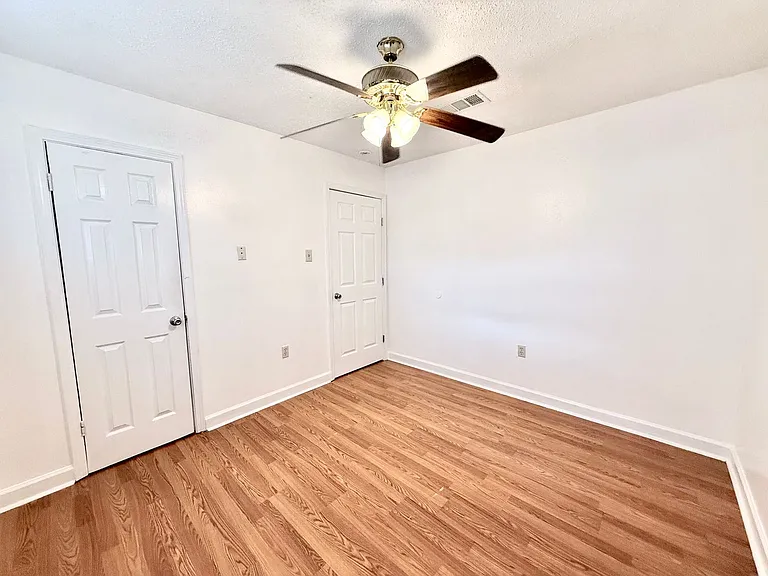16405 Patton Ave — Photo 17