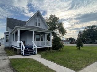835 Main St, Marinette, WI 54143