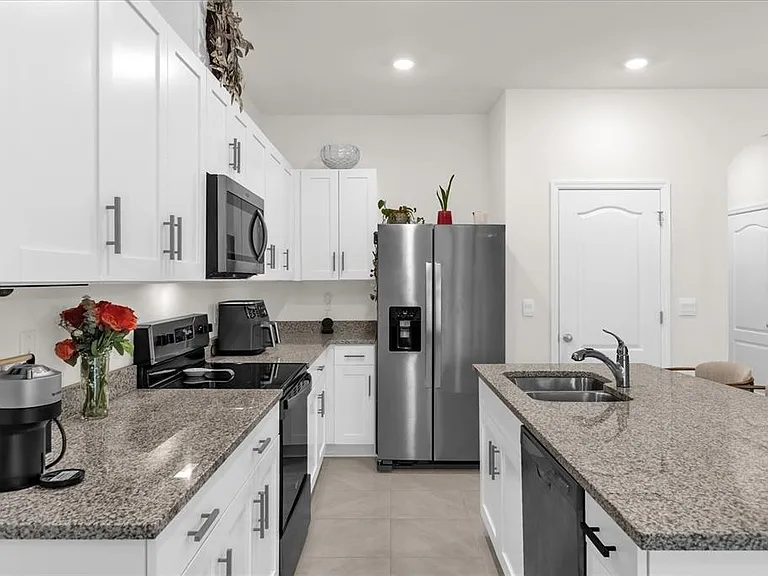 110 Reena Dr — Photo 9