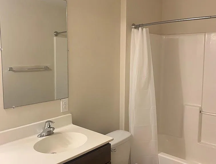 413 E Chapel Hill St #7 — Photo 4