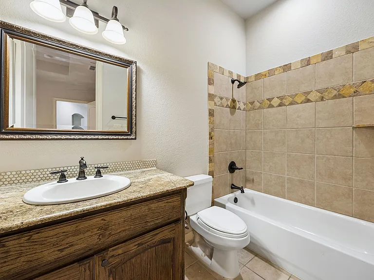 2101 Miracle Point Dr — Photo 20