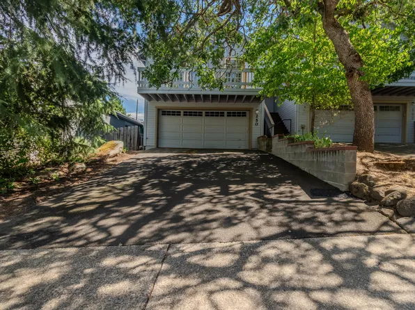 250 Sheridan St, Ashland, OR 97520