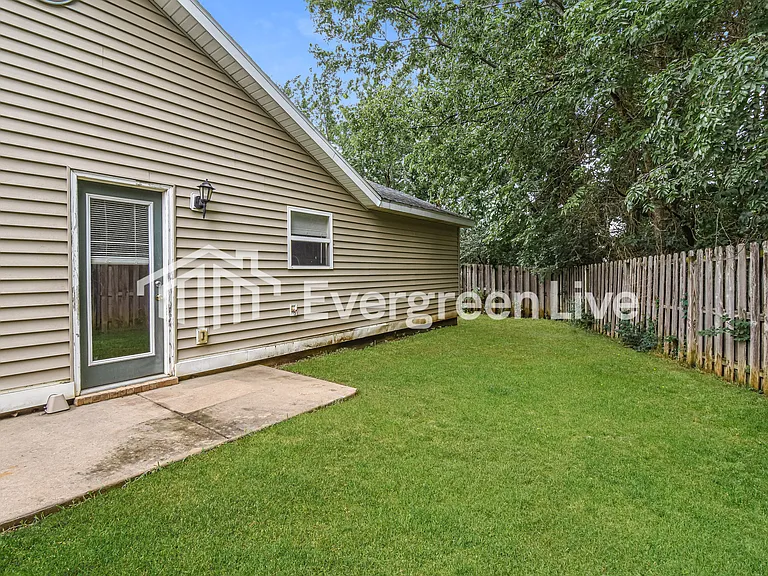 1133 S Craftsman St — Photo 13