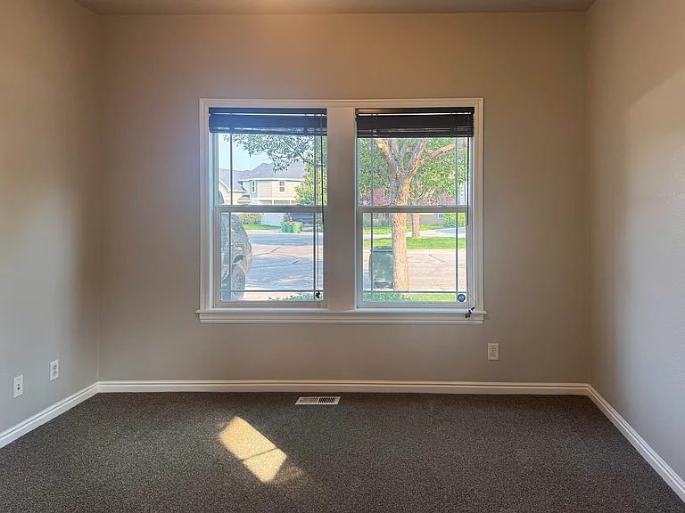 1223 W Cobblefield Ct — Photo 7
