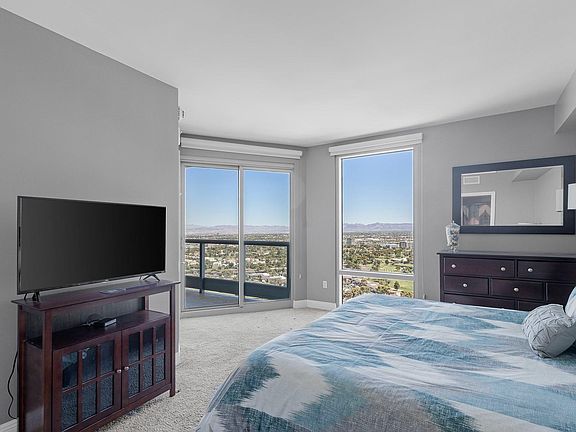4th image of 322 Karen Ave Unit 3006