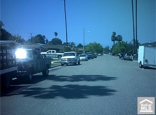 881 Senate St, Costa Mesa, CA 92627