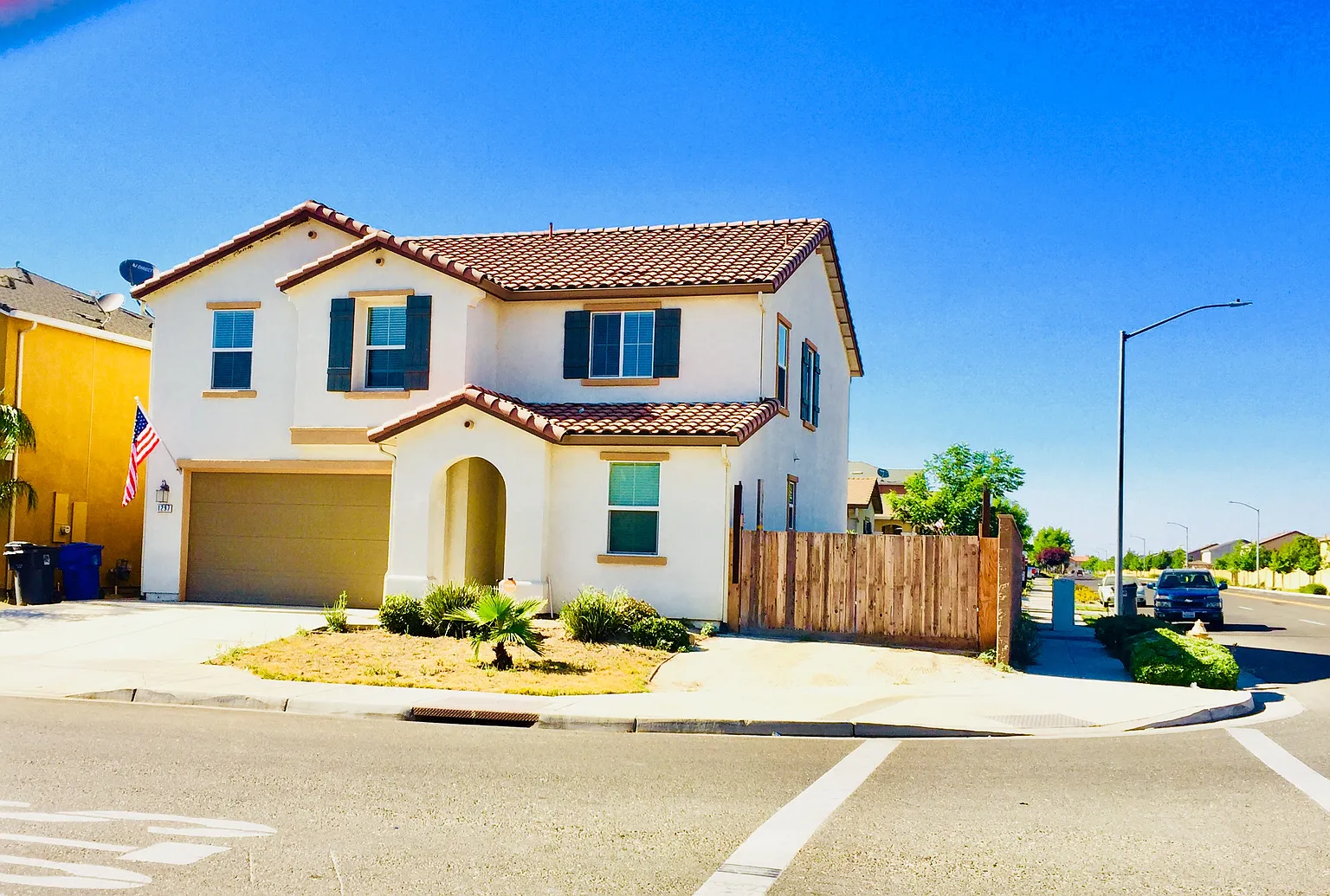 1297 Cherry St photo 1