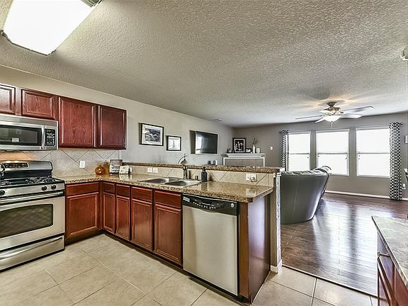 Open Floor Plan Perfect for Entertaining