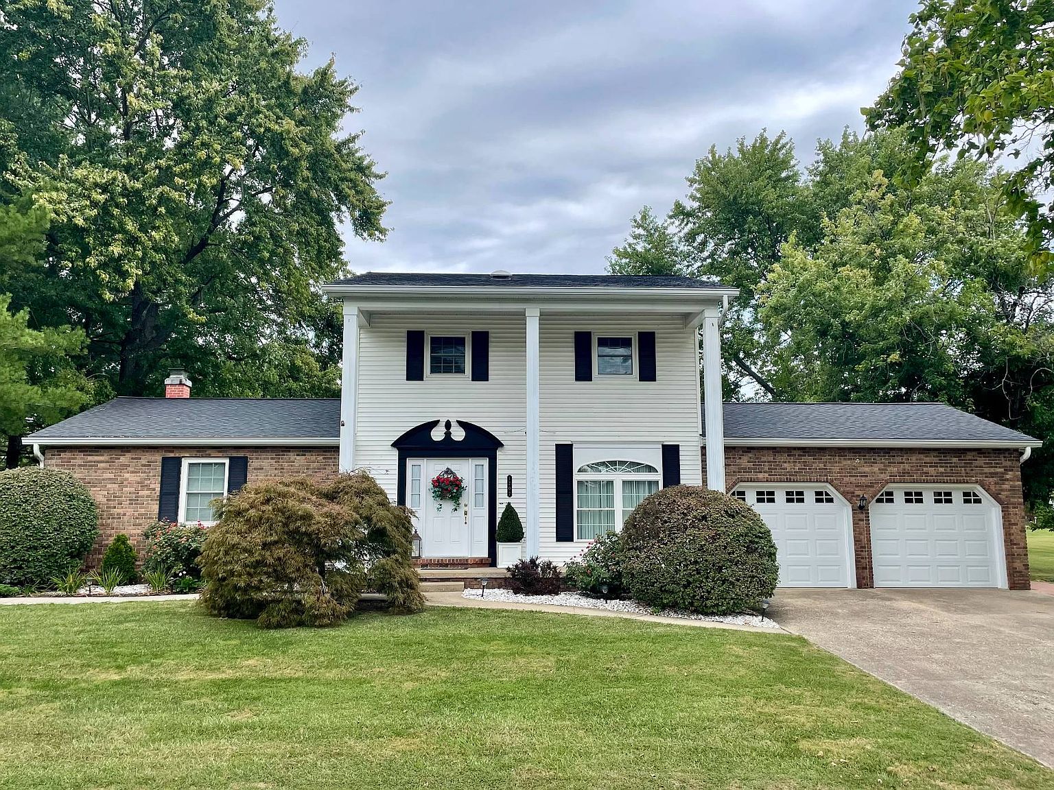 1202 Jonathan Dr, Olney, IL 62450 MLS 11206727 Zillow