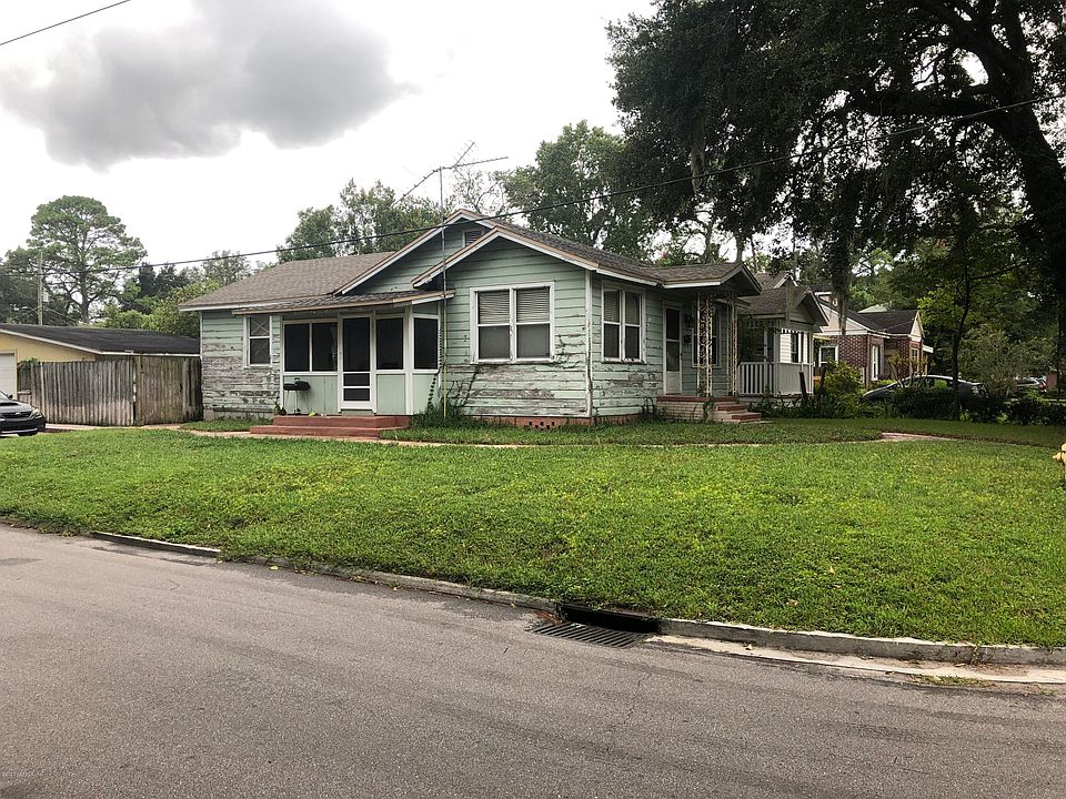 1st image of 4504 French St