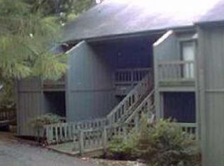 9014 S Pointe Ridge Ln #8, Bloomington, IN 47401