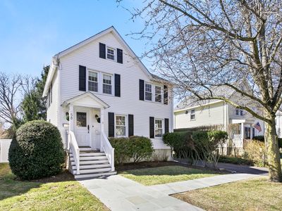 58 Smith Street, Fairfield, CT, 06824