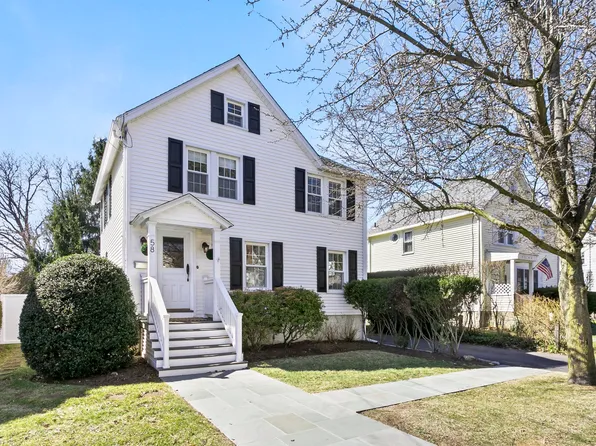 58 Smith Street, Fairfield, CT 06824