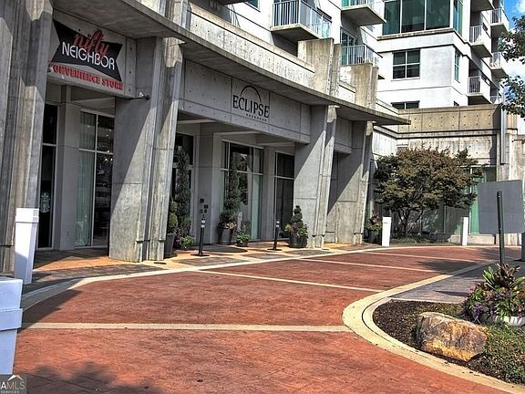 3rd image of 250 Pharr Rd Unit 601