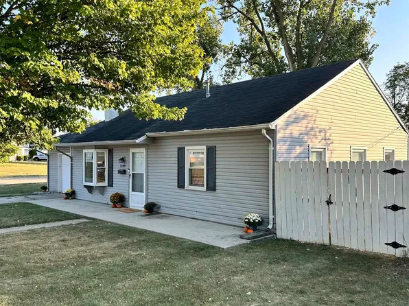 7109 Oleander Ct, Fort Wayne, IN 46825