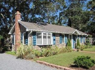 575 Riley Ave, Mattituck, NY 11952