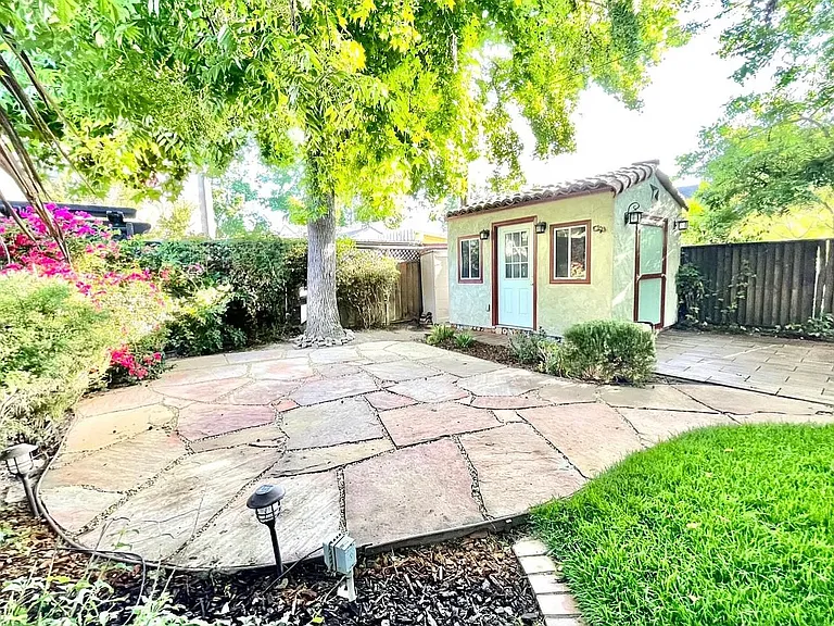 1127 Clark Way — Photo 41