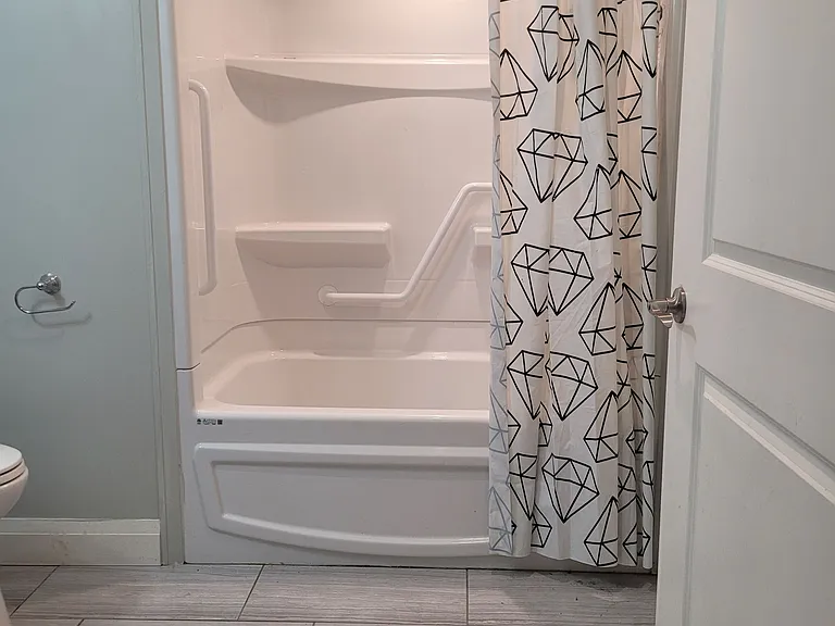 67 Minto St #102 — Photo 6