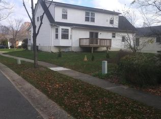 807 Eastern Point Rd, Annapolis, MD 21401