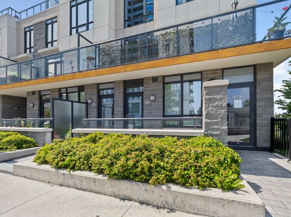 1245 Bayly St #21, Pickering, ON L1W 0B5