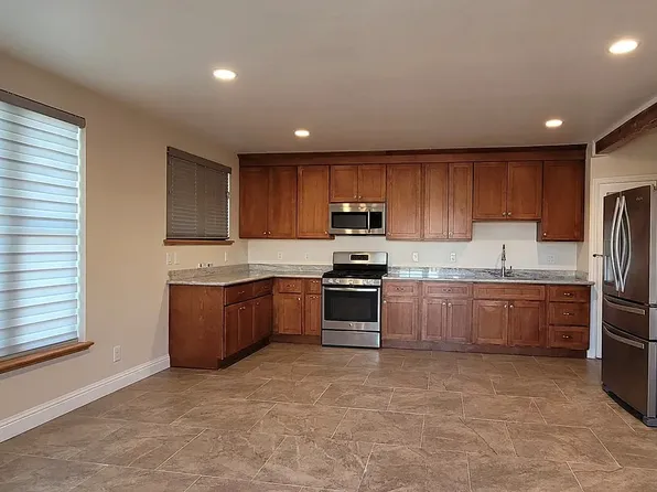 19082 Carlton Ave #A, Castro Valley, CA 94546